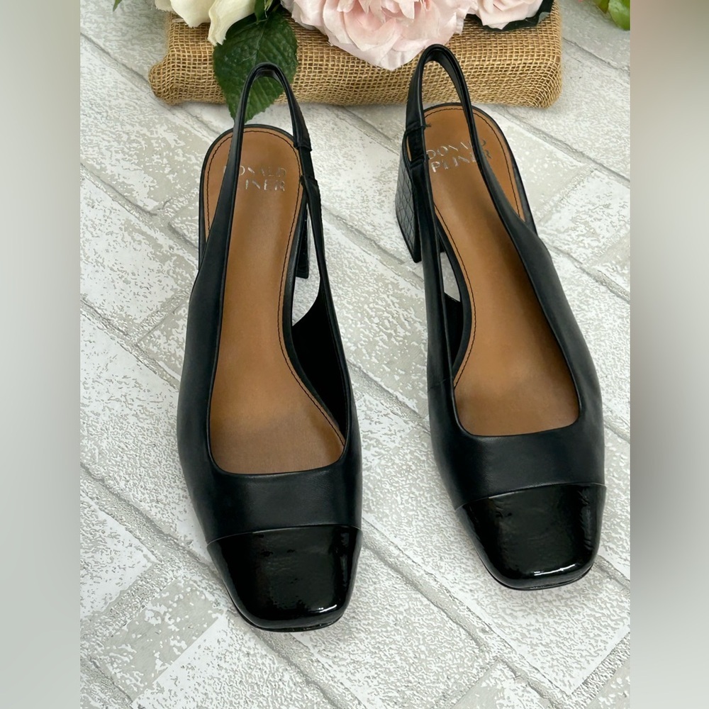 Donna  plainer Black Patent Slingback Heels
